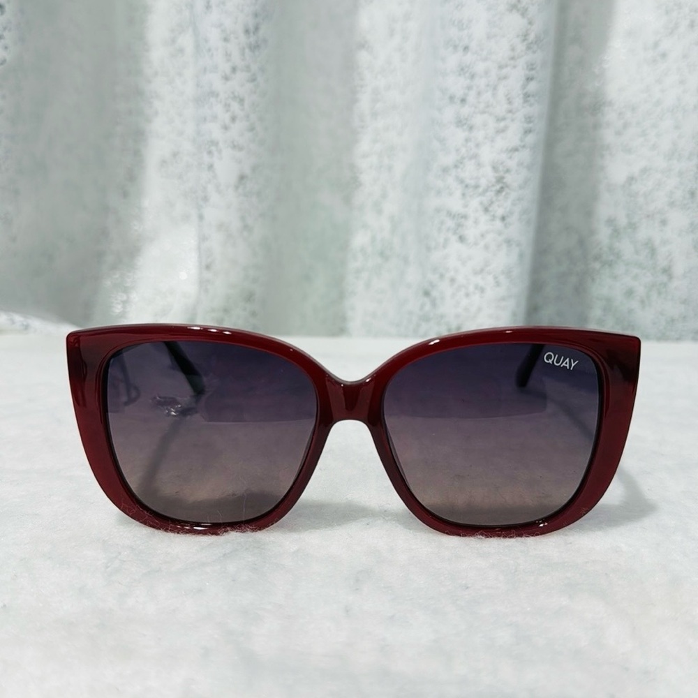 Quay Ever After Sunglassess